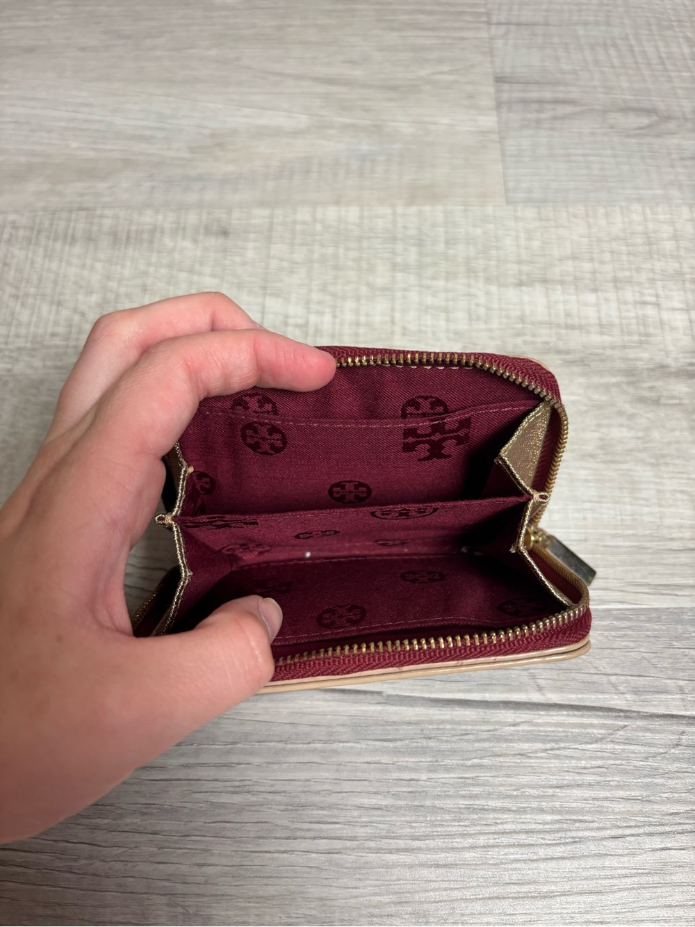 Tory Burch Colorblock Envelope Wallet Mini - Picture 5 of 7